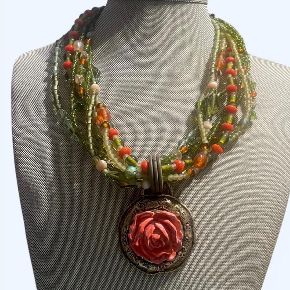 Multicolor Beaded Necklace with Floral Pendant